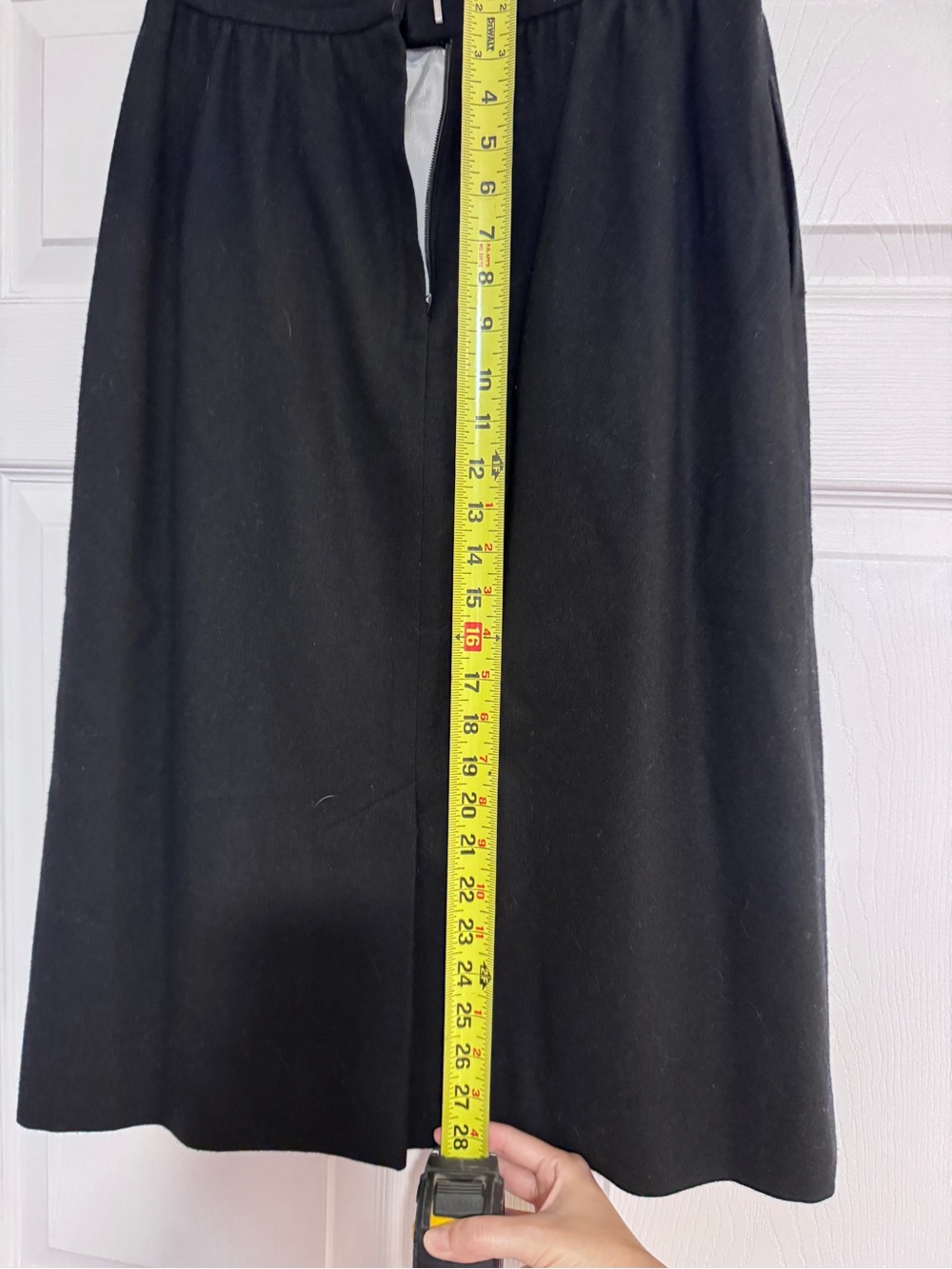 Classic vintage Black A-Line Women’s wool Skirt - Picture 7 of 7
